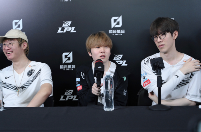 其中体育教 其中体育教