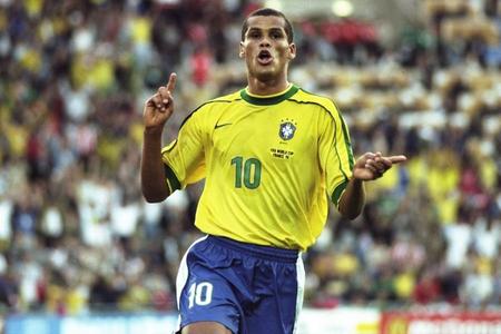 综合来看 综合来看