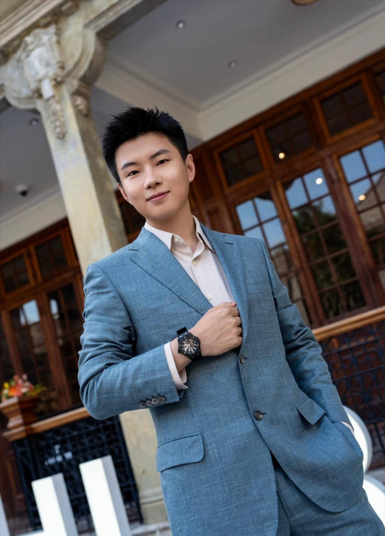 运动事业的 运动事业的